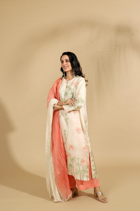 The Apricot Lace Embroidered Silk Set