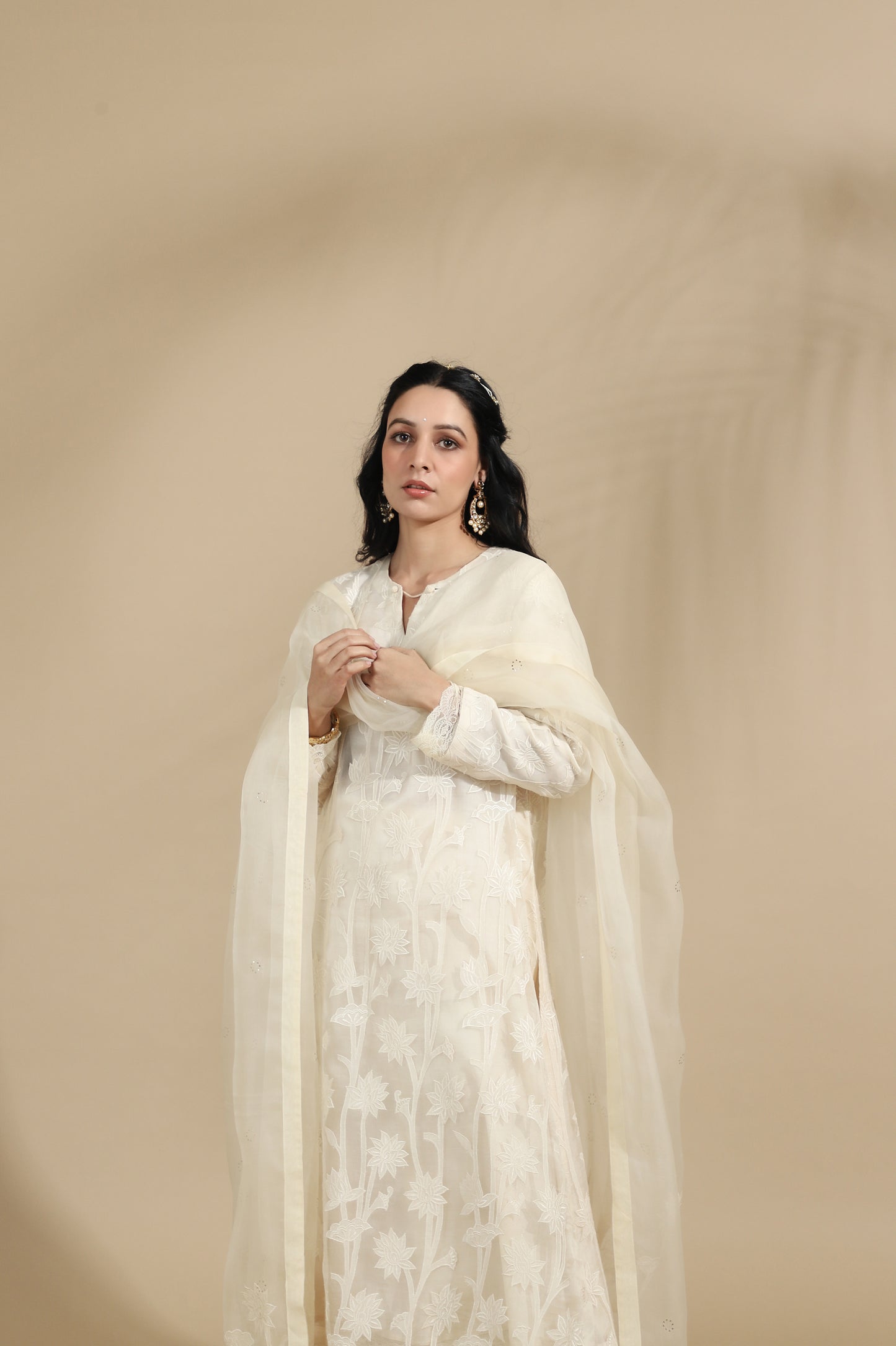 The Alabaster Flora Hand-Embroidered Silk Set