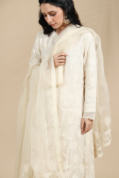 The Alabaster Flora Hand-Embroidered Silk Set