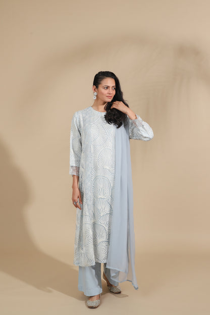 The Azure Shell Hand-Embroidered Silk Set